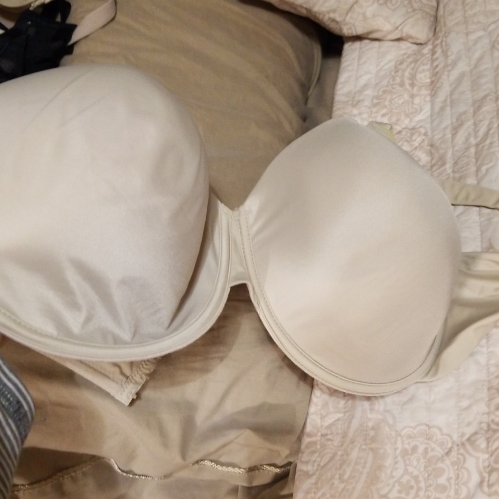 Avenue Body 46DDD bra